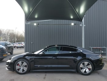 Used Porsche Taycan 2022 for sale - 77832977: Photo