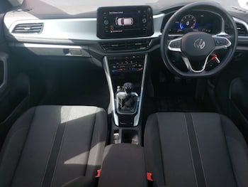 Used Volkswagen T-Roc 2022 for sale - 75767616: Photo