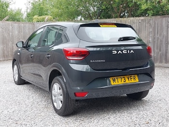 Used Dacia Sandero 2023 for sale - 75740650: Photo