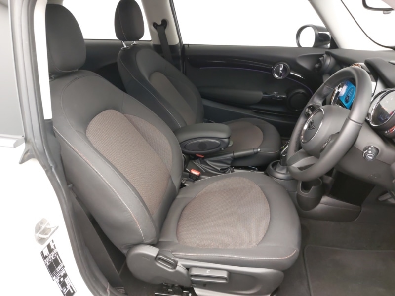 Used MINI Hatch 2022 for sale - 76392826: Photo 11