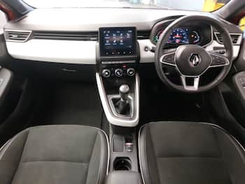 Used Renault Clio 2021 for sale - 79732667: Photo