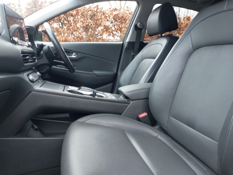 Used Hyundai KONA 2021 for sale - 77949632: Photo 5