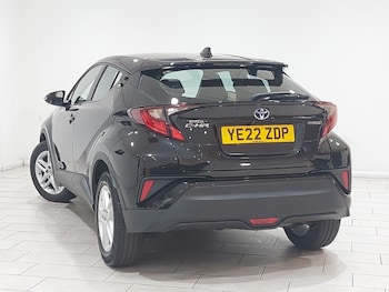Used Toyota C-HR 2022 for sale - 75390069: Photo