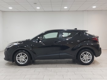 Used Toyota C-HR 2022 for sale - 75390069: Photo
