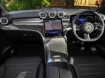 Used Mercedes-Benz GLC 2024 for sale - 76932616: Photo