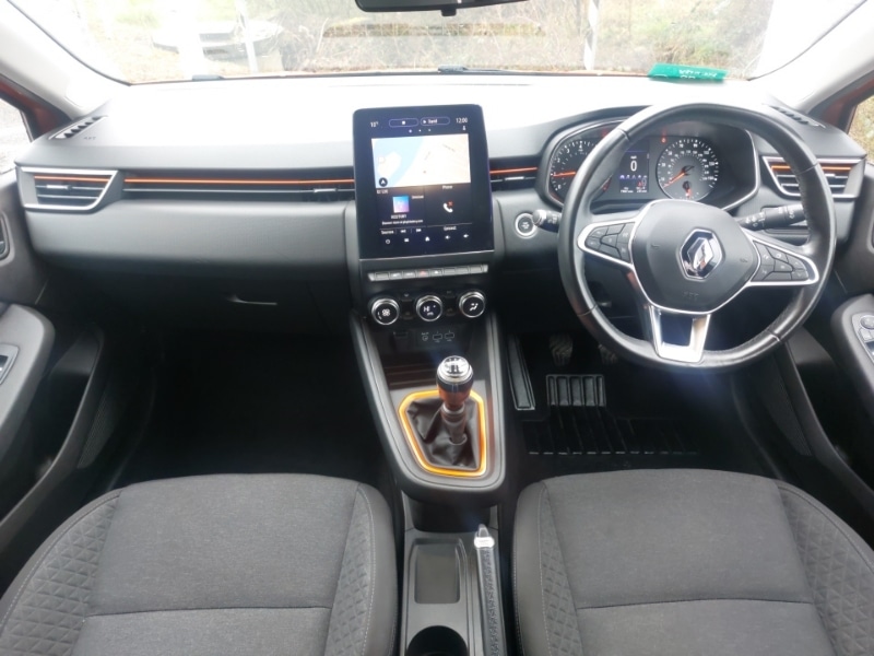 Used Renault Clio 2020 for sale - 77518627: Photo 2