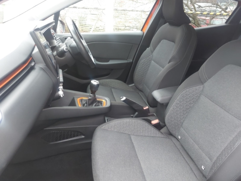 Used Renault Clio 2020 for sale - 77518627: Photo 5