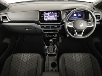 Used Volkswagen T-Cross 2024 for sale - 76145297: Photo 2