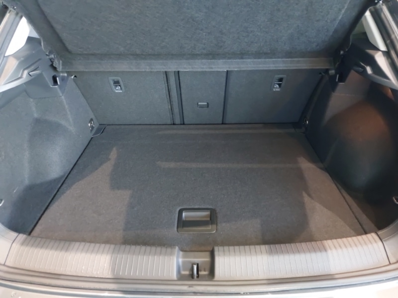 Used Volkswagen T-Roc 2022 for sale - 76120751: Photo 8
