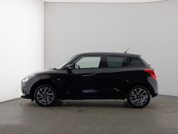 Used Suzuki Swift 2022 for sale - 77472410: Photo