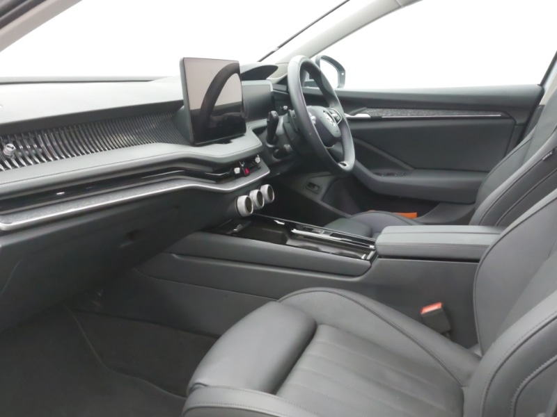Used Skoda Superb 2024 for sale - 76353863: Photo 5