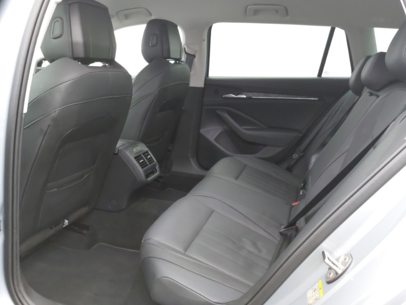 Used Skoda Superb 2024 for sale - 76353863: Photo 6