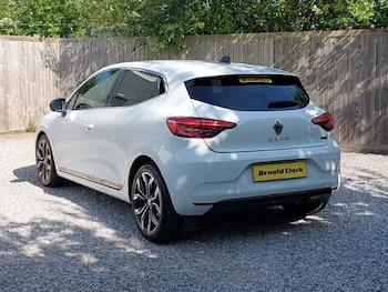 Used Renault Clio 2023 for sale - 78994145: Photo