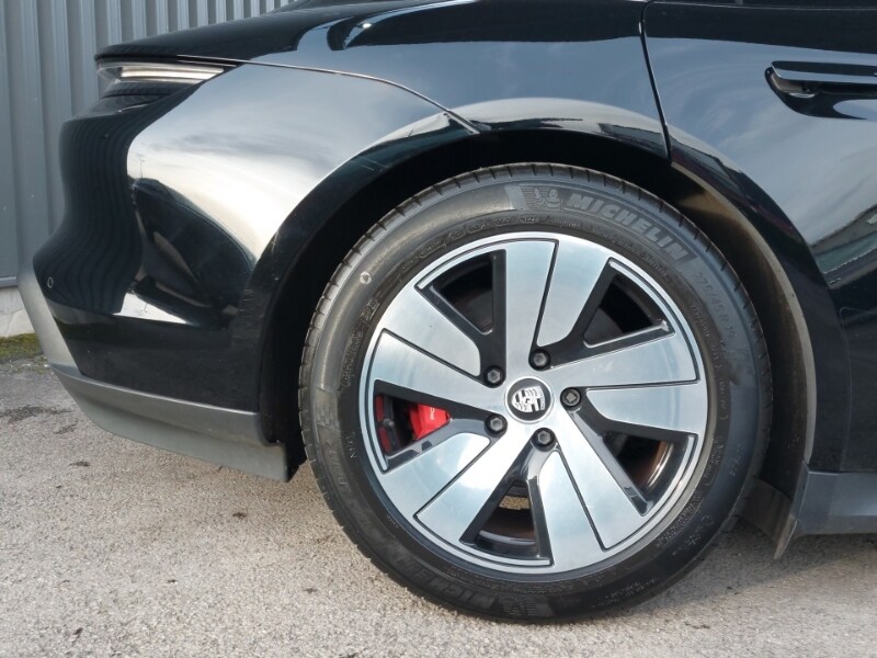 Used Porsche Taycan 2022 for sale - 77585350: Photo 12