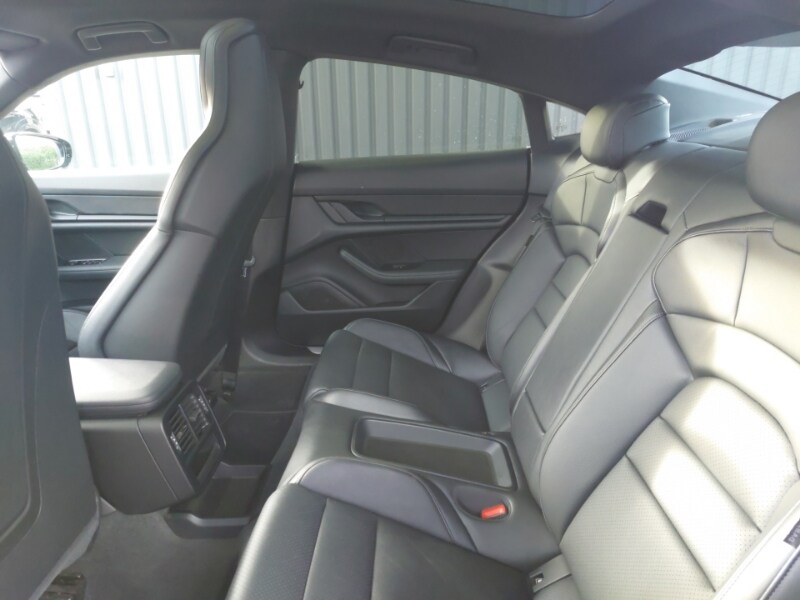 Used Porsche Taycan 2022 for sale - 77585350: Photo 6