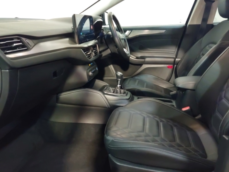 Used Ford Focus 2022 for sale - 76426879: Photo 5