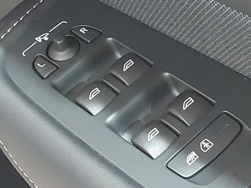 Used Volvo XC60 2024 for sale - 76786102: Photo 12