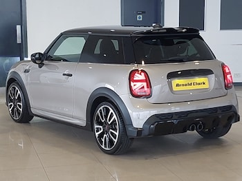 Used MINI Hatch 2022 for sale - 77877170: Photo