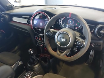 Used MINI Hatch 2022 for sale - 77877170: Photo