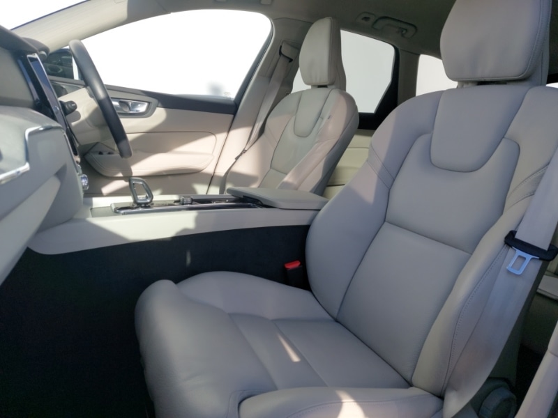 Used Volvo XC60 2022 for sale - 77924179: Photo 5