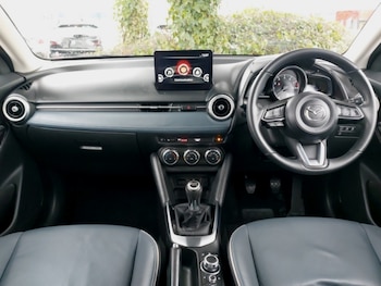 Used Mazda Mazda2 2022 for sale - 77544955: Photo