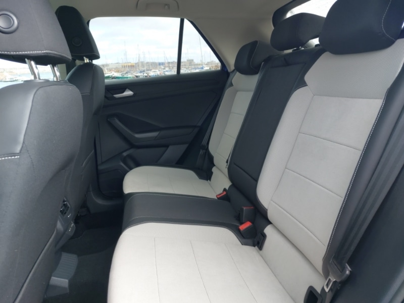 Used Volkswagen T-Roc 2023 for sale - 76392777: Photo 6