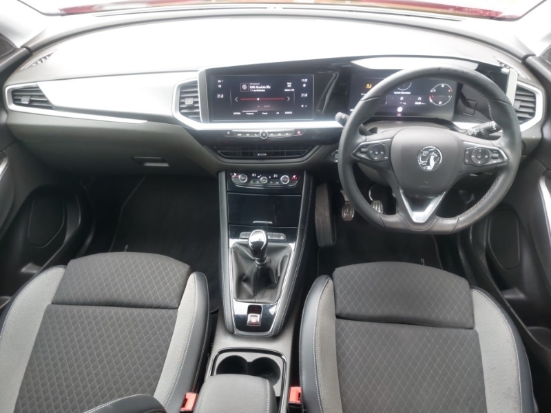 Used Vauxhall Grandland 2022 for sale - 76437646: Photo 2