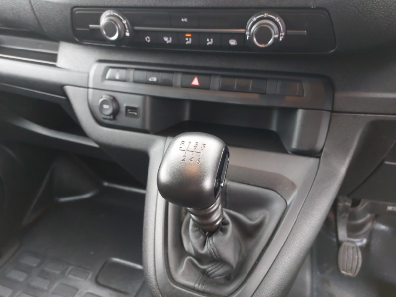 Used Vauxhall Vivaro 2023 for sale - 77782806: Photo 12