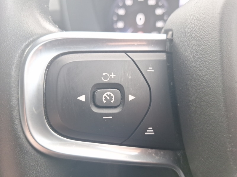 Used Volvo XC40 2020 for sale - 76759063: Photo 12