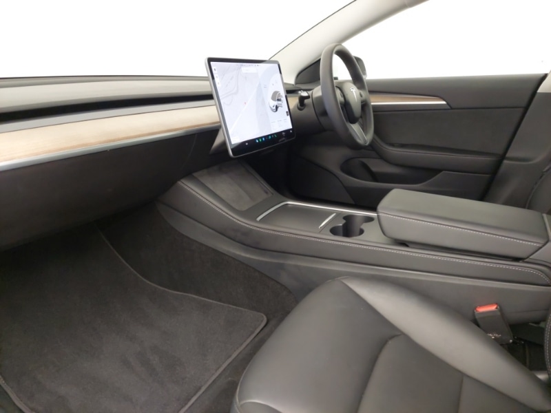 Used Tesla Model 3 2021 for sale - 76129646: Photo 5