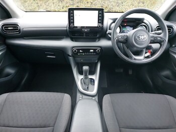 Used Toyota Yaris 2022 for sale - 77389626: Photo