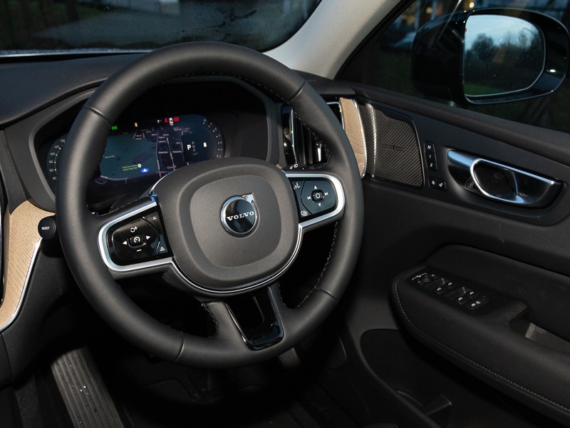 Used Volvo XC60 2025 for sale - 77458372: Photo 11