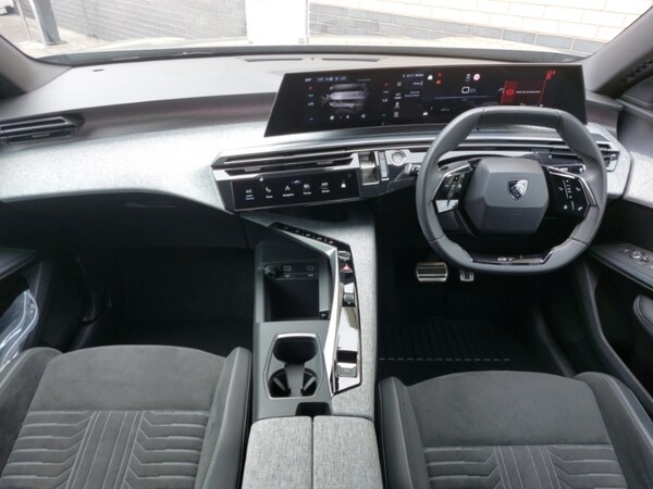 Used Peugeot 3008 2024 for sale - 76212868: Photo 2