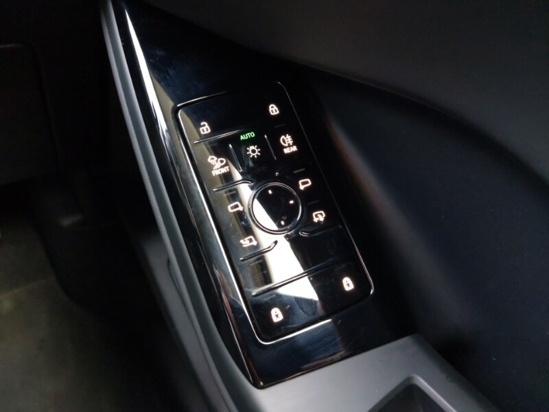 Used Audi Q6 e-tron 2025 for sale - 78218837: Photo 12