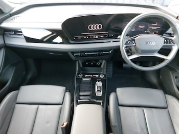 Used Audi Q6 e-tron 2025 for sale - 78218837: Photo