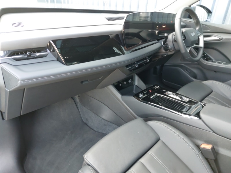 Used Audi Q6 e-tron 2025 for sale - 78218837: Photo 5