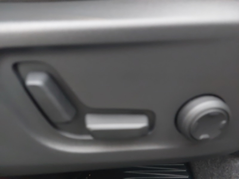 Used Volvo XC40 2025 for sale - 77142460: Photo 12