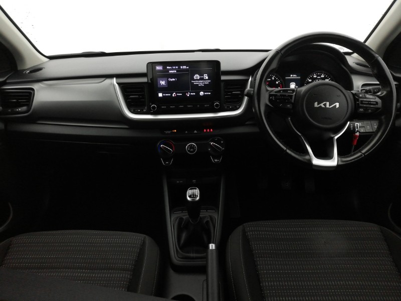 Used Kia Stonic 2022 for sale - 76778755: Photo 2