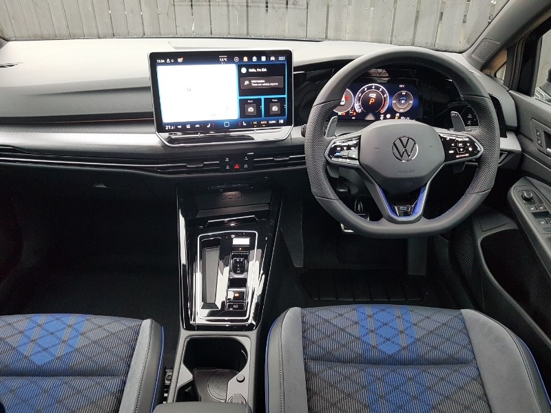 Used Volkswagen Golf 2025 for sale - 76975318: Photo 2