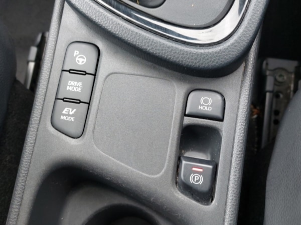 Used Toyota Yaris Cross 2022 for sale - 76237745: Photo 12