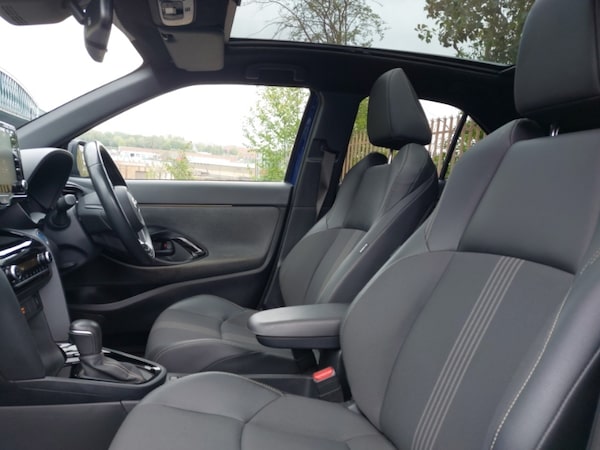 Used Toyota Yaris Cross 2022 for sale - 76237745: Photo 5