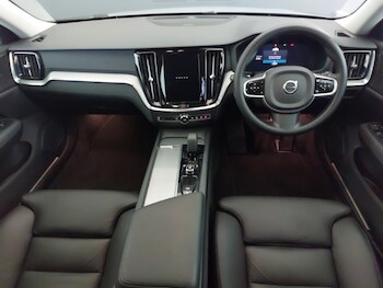 Used Volvo V60 2025 for sale - 77544848: Photo