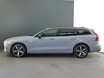 Used Volvo V60 2025 for sale - 77544848: Photo