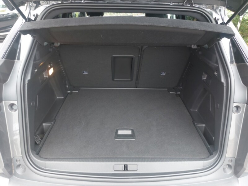 Used Peugeot 3008 2022 for sale - 76737676: Photo 8