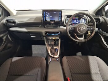 Used Toyota Yaris 2023 for sale - 78156298: Photo