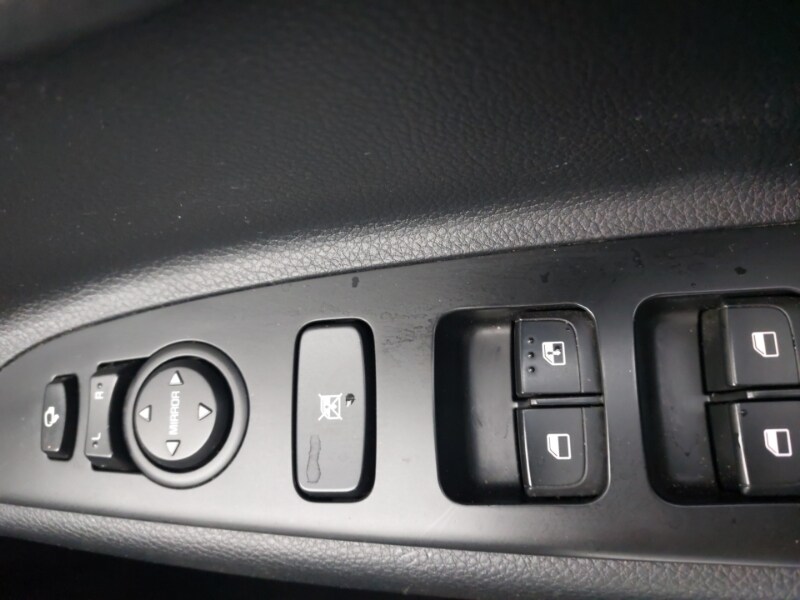 Used Kia Stonic 2021 for sale - 77405818: Photo 12