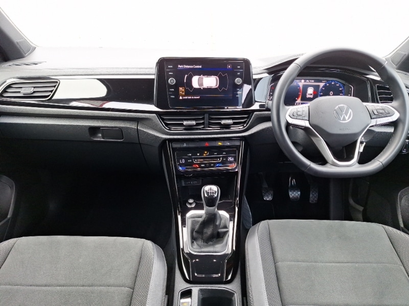 Used Volkswagen T-Roc 2023 for sale - 76498008: Photo 2