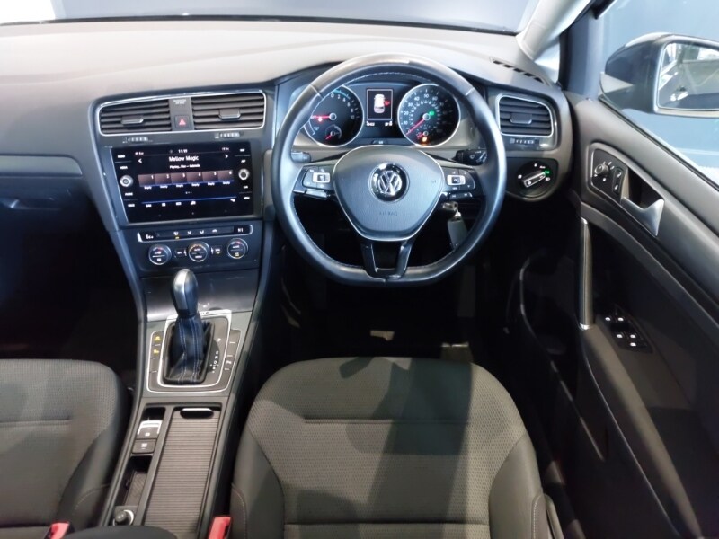 Used Volkswagen Golf 2020 for sale - 76532898: Photo 7