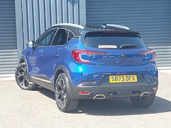 Used Renault Captur 2023 for sale - 78647824: Photo