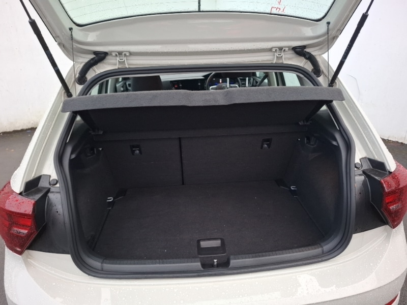 Used Volkswagen Polo 2023 for sale - 76795969: Photo 8